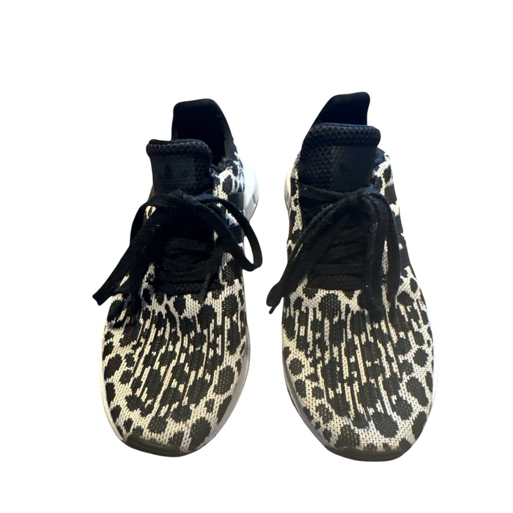 Adidas Swift Run Black White Leopard Print Woman's Sneaker Size 7